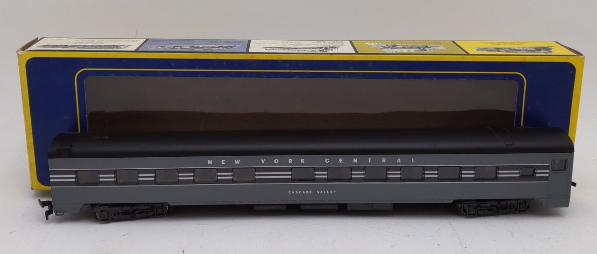 AHM HO Cascade Valley New York Central Passenger Car EX/Box