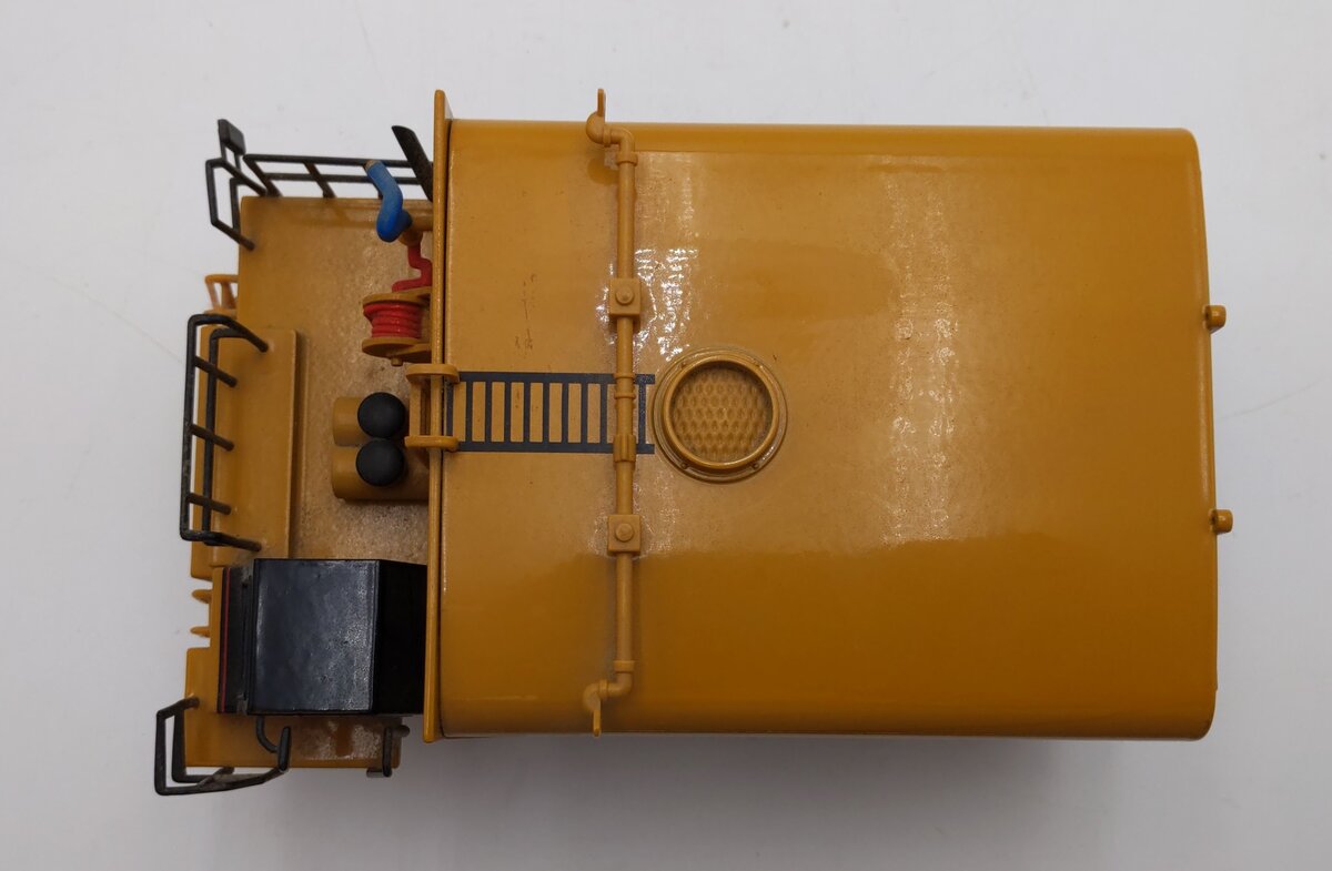 Norscot 55142 1:50 DieCast Caterpillar 777D Off Highway Truck w/Klein Water Tank LN