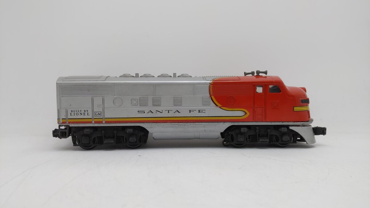 Lionel 2383P Vintage O Santa Fe F-3 A Powered Diesel Locomotive EX