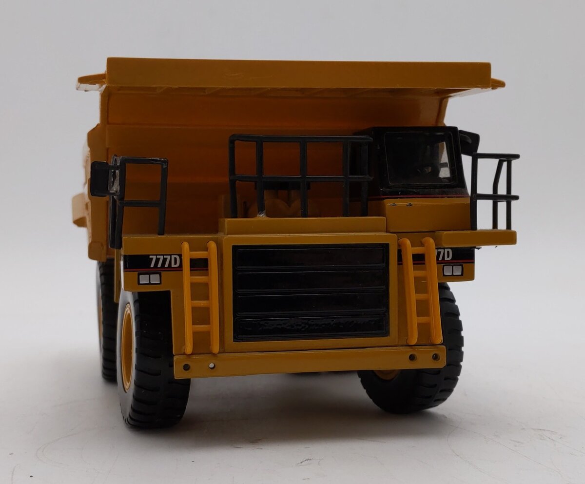 Norscot 55104 1:50 Scale Caterpillar 777D Off Highway Truck EX