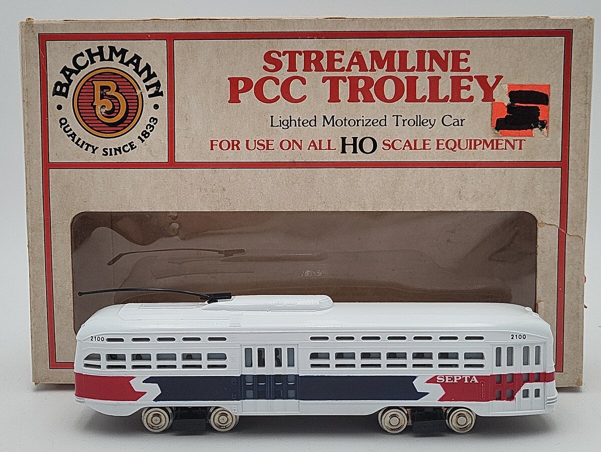 Bachmann 41-629-C1 HO Septa Streamline PCC Trolley Motorized w/Lights EX/Box