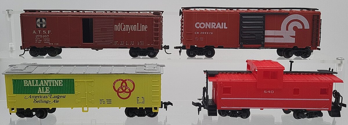 Model Power & Other HO Scale Assorted Freight Cars: 269976, 540, 275167 [4] EX