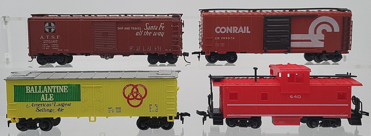 Model Power & Other HO Scale Assorted Freight Cars: 269976, 540, 275167 [4] EX