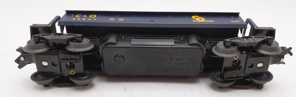 Lionel 6-26847 O Gauge C&O Operating Coal Dump Car EX/Box