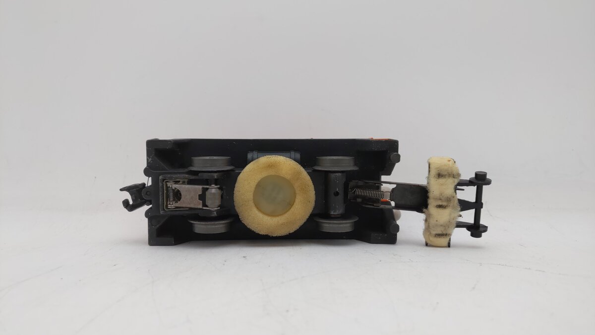 Lionel 3927 O Vintage Postwar Motorized Track Cleaner Car #3927 EX
