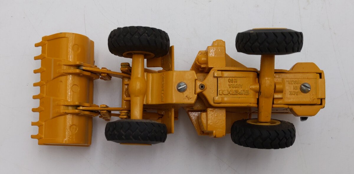 ARPRA Supermini 1:50 Scale Caterpillar 966C Wheel Loader LN/Box