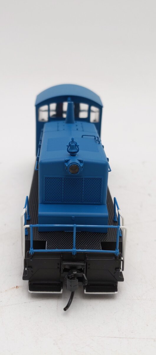 Walthers 910-19239 HO BM EMD SW1 Diesel Locomotive ESU Sound & DCC #1126 EX/Box