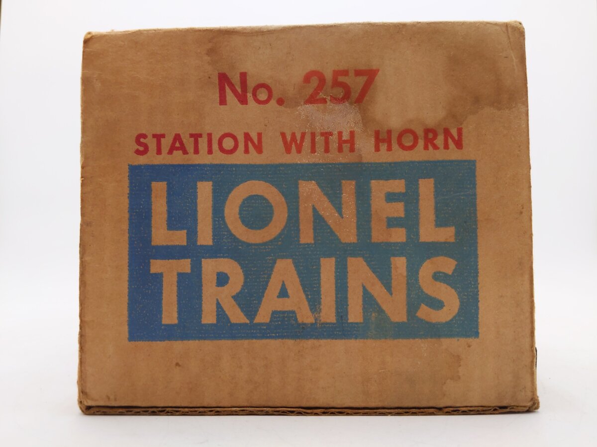 Lionel 257 Vintage O Freight Station w/ Diesel Horn EX/Box