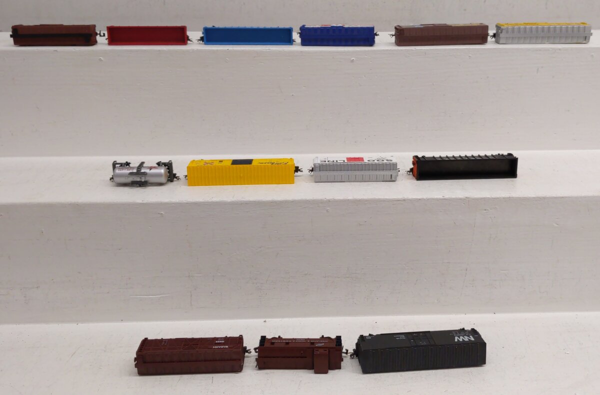Trix, Kato & Other N Scale Assorted Freight Cars [13] EX/Box