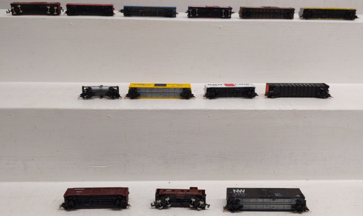 Trix, Kato & Other N Scale Assorted Freight Cars [13] EX/Box