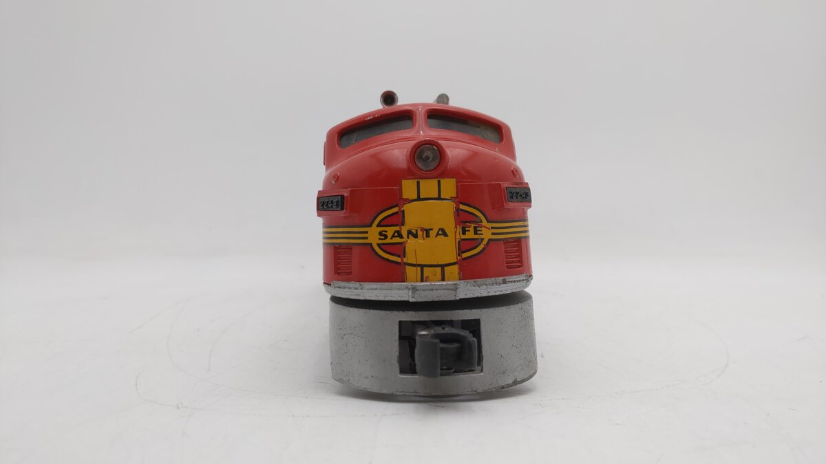 Lionel 2243P Vintage O Santa Fe F-3 A Powered Diesel Locomotive EX