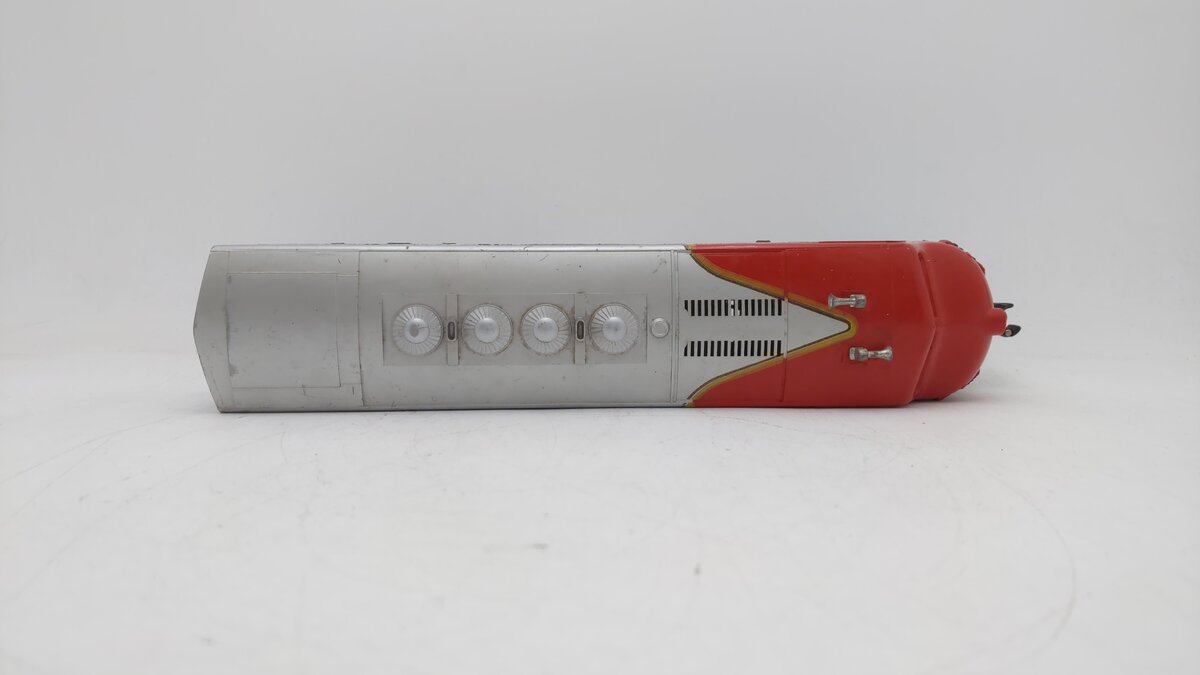 Lionel 2243P Vintage O Santa Fe F-3 A Powered Diesel Locomotive EX