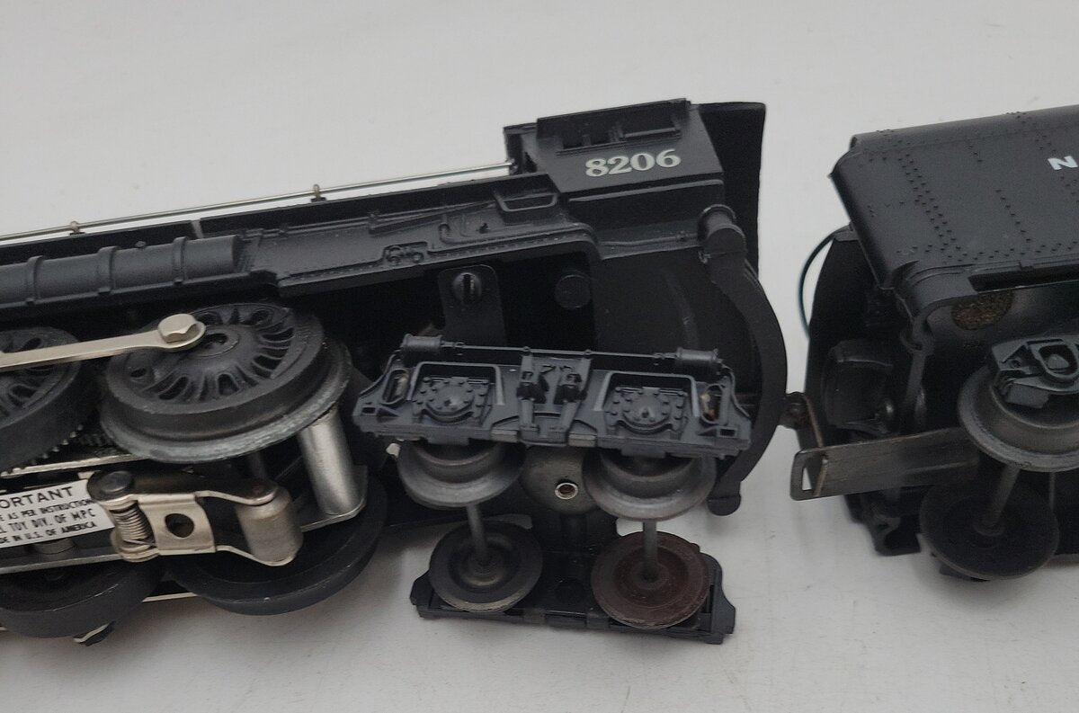 Lionel 6-8206 O Gauge New York Central Hudson 4-6-4 Steam Locomotive & Tender VG