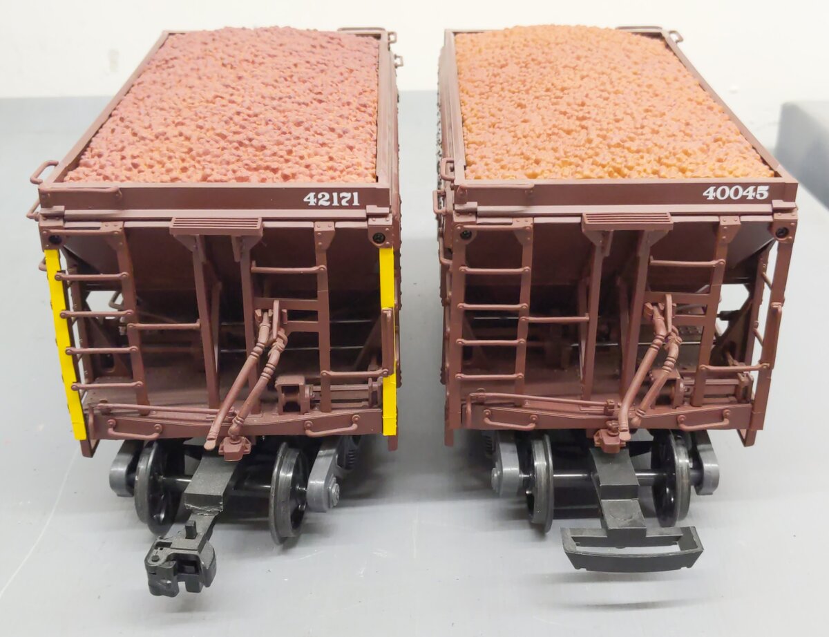 LGB 40045 G Scale Pennsylvania Ore Car (Set of 2) LN
