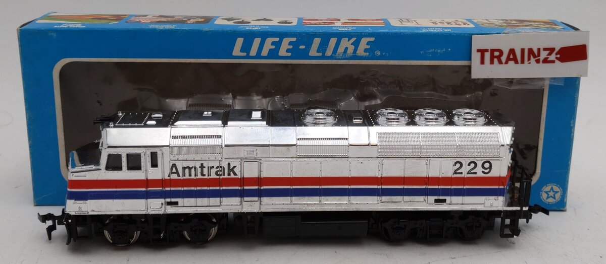 Life Like 08241 HO Scale F-40 Amtrak Diesel Locomotive #229 EX/Box