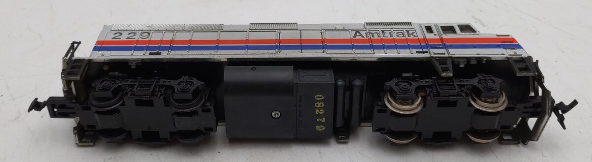 Life Like 08241 HO Scale F-40 Amtrak Diesel Locomotive #229 EX/Box