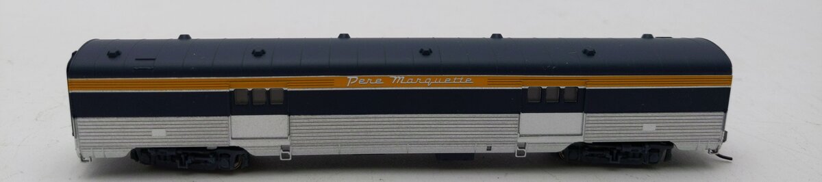 Walthers 932-55105 Pere Marquette 72' Pullman-Standard Fluted Side Baggage RTR LN/Box