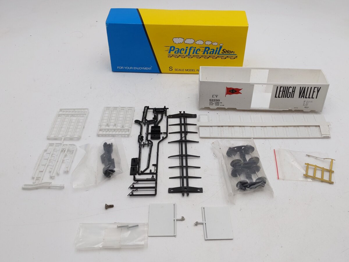 Pacific Rail 61898 S Gauge Lehigh Valley 1937 AAR 40' Boxcar Kit EX/Box