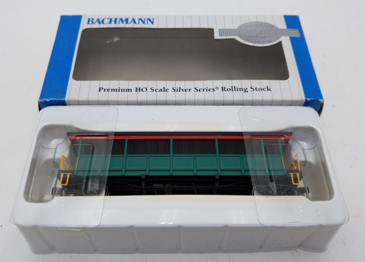 Bachmann 17449 HO Scale Unlettered Open-Sided Excursion Car w/ Seats LN/Box