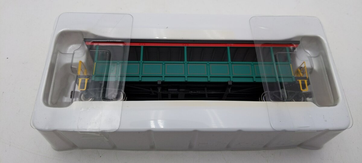 Bachmann 17449 HO Scale Unlettered Open-Sided Excursion Car w/ Seats LN/Box
