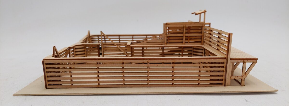 Generic S Scale Laser-cut Wooden Stock Pen Kit (Assembled) EX