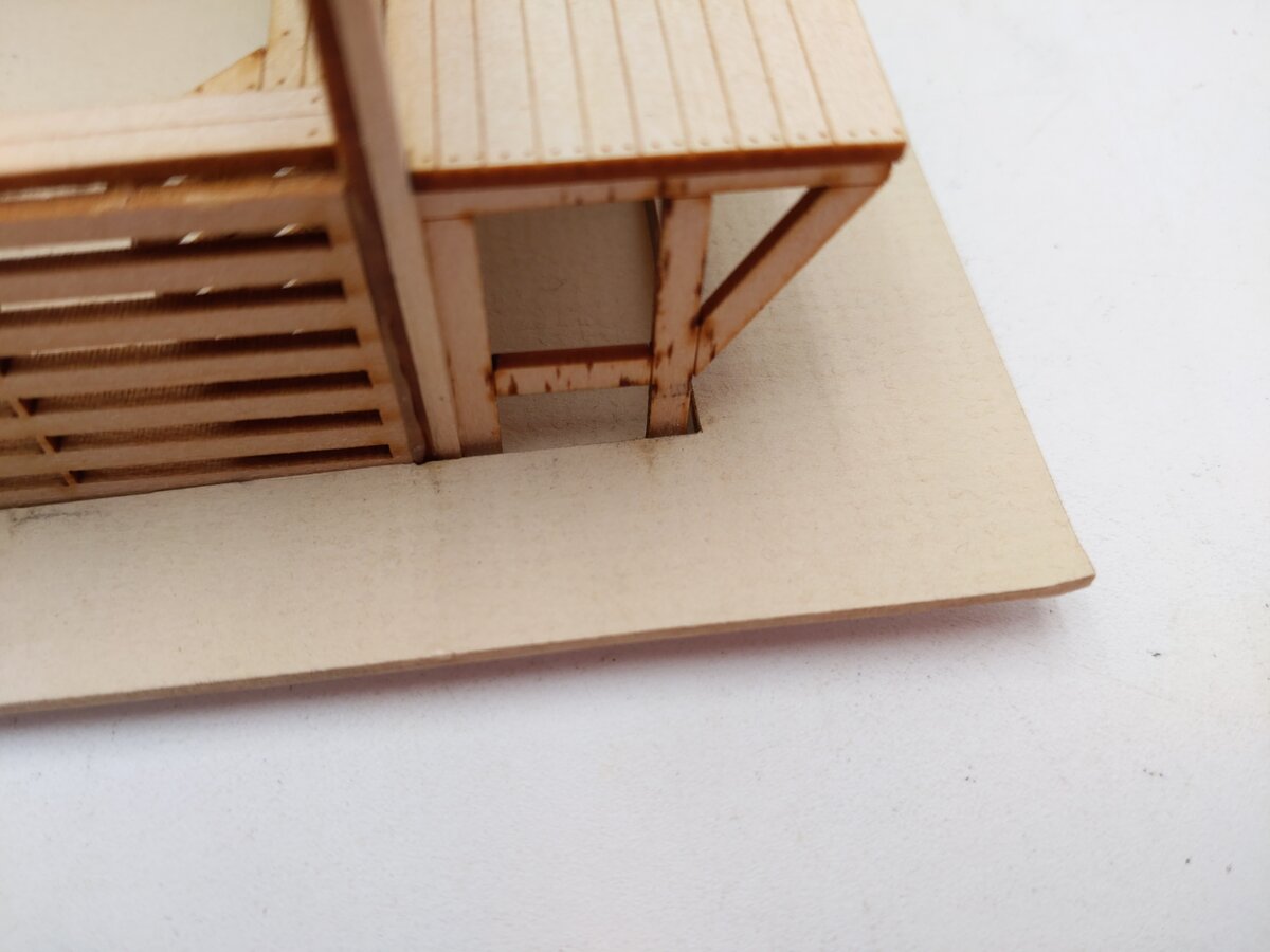 Generic S Scale Laser-cut Wooden Stock Pen Kit (Assembled) EX