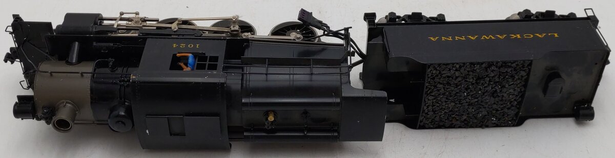 Williams 5016 Lackawanna 4-6-0 Camelback Steam & Tender #1024 (3-Rail) VG/Box
