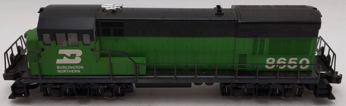 Lionel 6-8650 O Burlington Northern U36B Powered Diesel Locomotive #8650 VG/Box