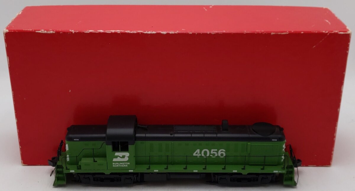 Weaver 5014 O Burlington Northern Hi-Rail RS-3 Diesel Locomotive #4056 EX/Box