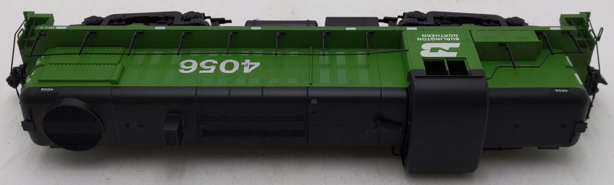 Weaver 5014 O Burlington Northern Hi-Rail RS-3 Diesel Locomotive #4056 EX/Box