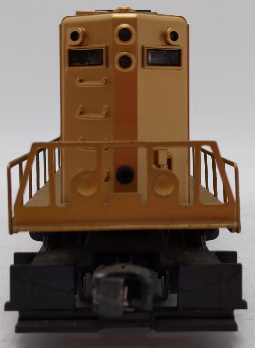 Lionel 6-8668 O Gauge Northern Pacific GP-9 Non-Powered Diesel Locomotive VG/Box