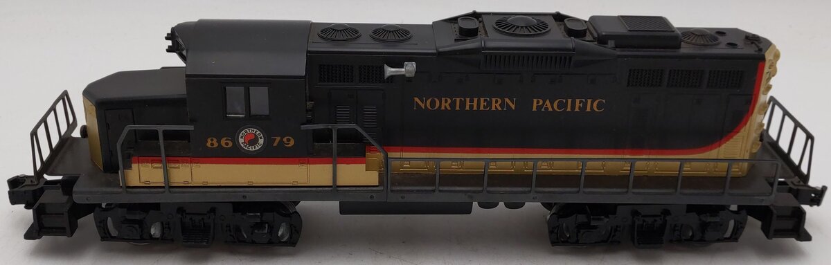 Lionel 6-8679 O Gauge Northern Pacific GP-20 Diesel Locomotive VG/Box