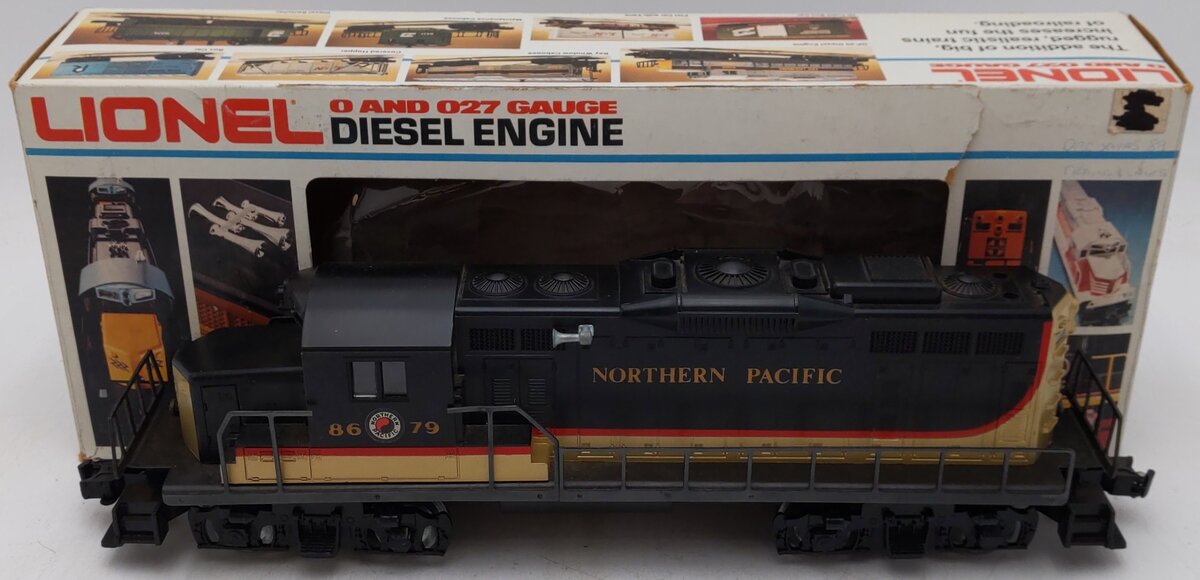 Lionel 6-8679 O Gauge Northern Pacific GP-20 Diesel Locomotive VG/Box