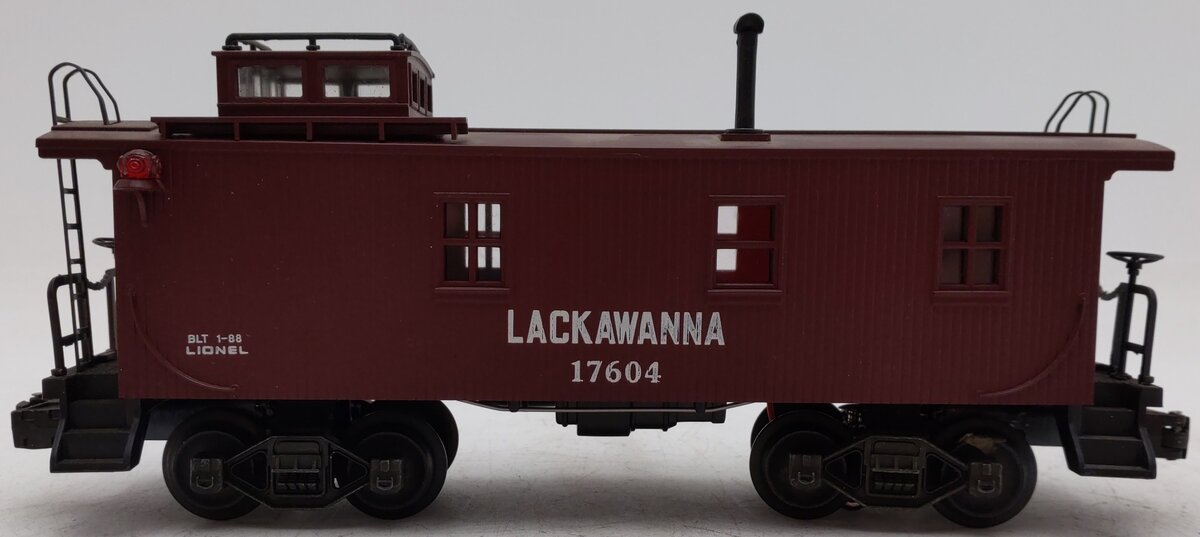 Lionel 6-17604 O Gauge Delaware, Lackawanna & Western Standard Caboose EX/Box