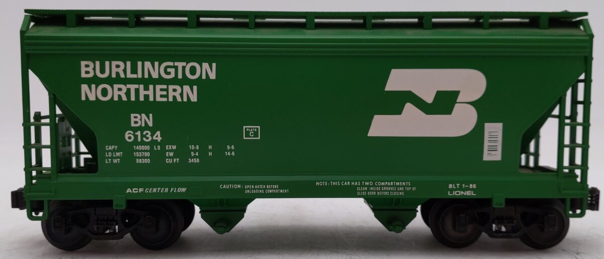Lionel 6-6134 O Gauge Burlington Northern 2-Bay Center Flow Hopper #6134 EX/Box