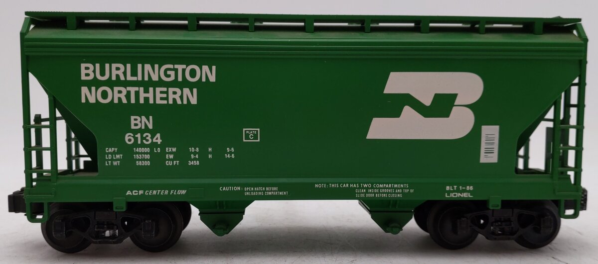 Lionel 6-6134 O Gauge Burlington Northern 2-Bay Center Flow Hopper #6134 EX/Box