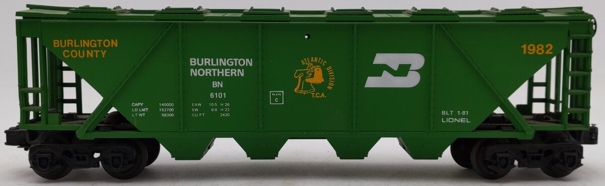 Lionel 6-6101 O Gauge Burlington Northern Covered Hopper EX/Box
