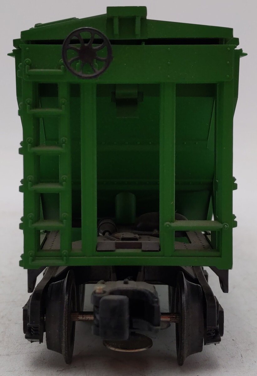 Lionel 6-6101 O Gauge Burlington Northern Covered Hopper EX/Box