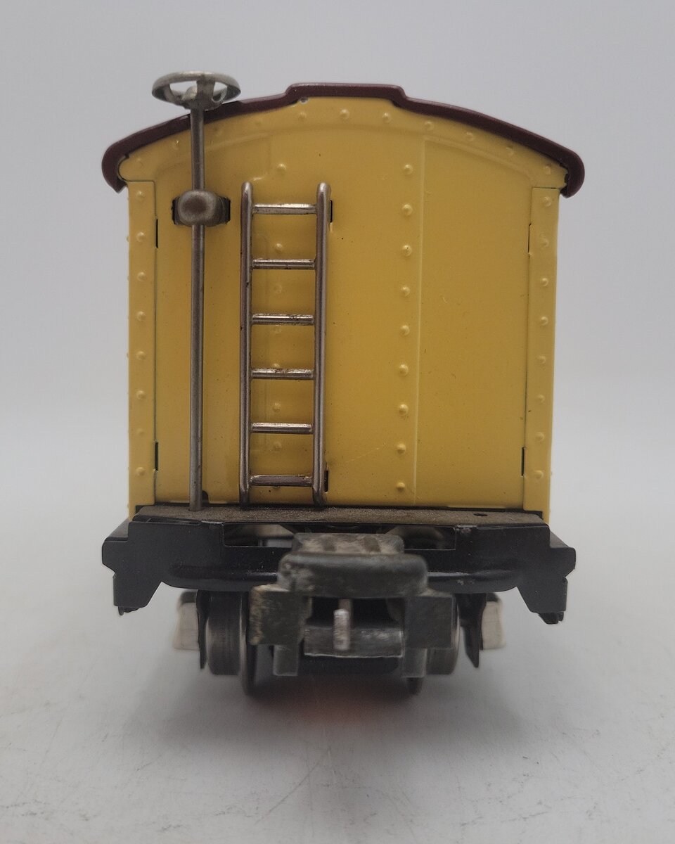Lionel 2814 Vintage O Prewar Cream & Maroon Tinplate Boxcar