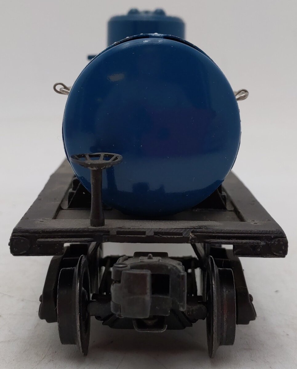 Lionel 6524 Vintage O Borden's Milk Tank Car- Orig. Sold by Madison Hardware EX