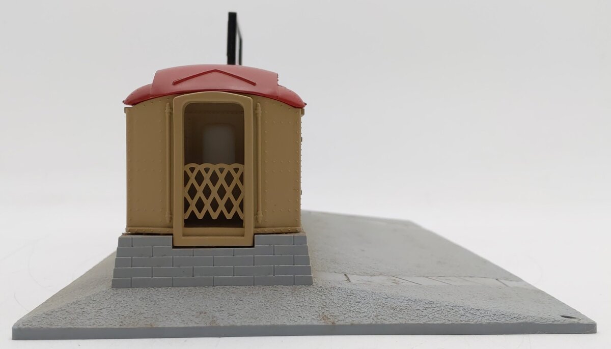 Lionel 6-12722 O Gauge Illuminated Roadside Diner w/Smoke Stack EX/Box
