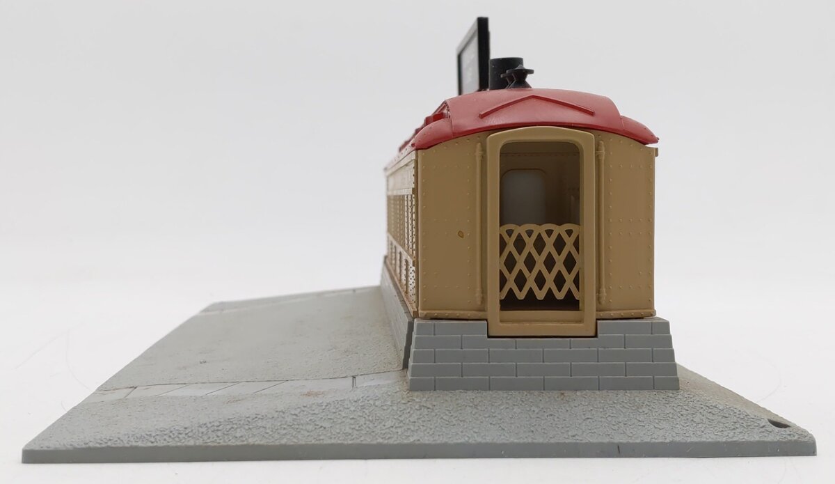 Lionel 6-12722 O Gauge Illuminated Roadside Diner w/Smoke Stack EX/Box
