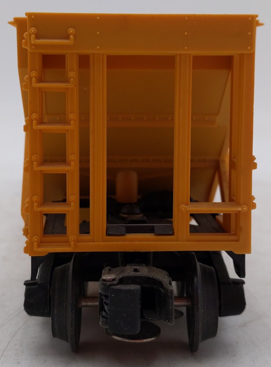Lionel 6-19302 O Gauge Milwaukee Road Hopper #19302 with Coal Load VG/Box