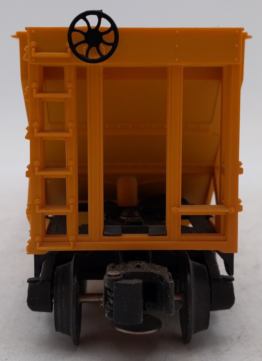 Lionel 6-19302 O Gauge Milwaukee Road Hopper #19302 with Coal Load VG/Box
