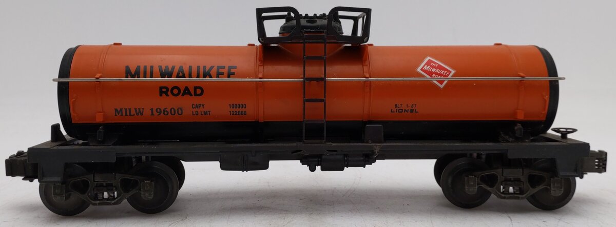 Lionel 6-19600 O Gauge Milwaukee Road Single Dome Tank Car #19600 EX/Box