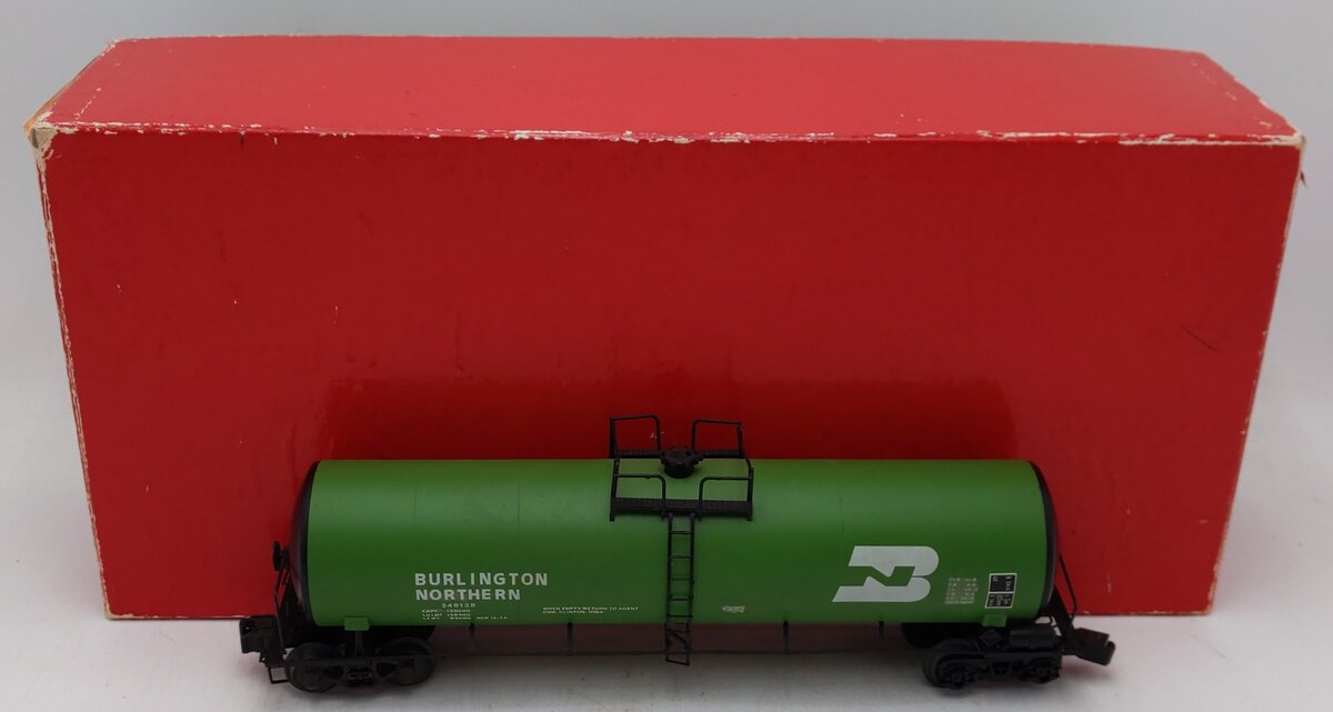 RGS 249138 O Gauge Burlington Northern Tank Freight Car #249138/Box