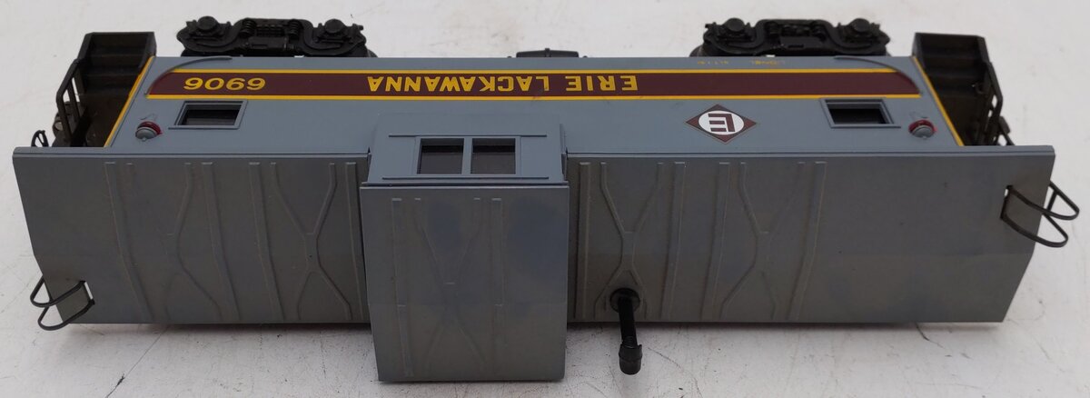 Lionel 6-6906 O Gauge Erie Lackawanna Extended Vision Caboose #6906 VG/Box