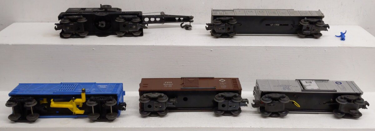 Lionel O Gauge Assorted Freight Cars; 3386, 356225, 3454, 81000, 6460, [5] VG