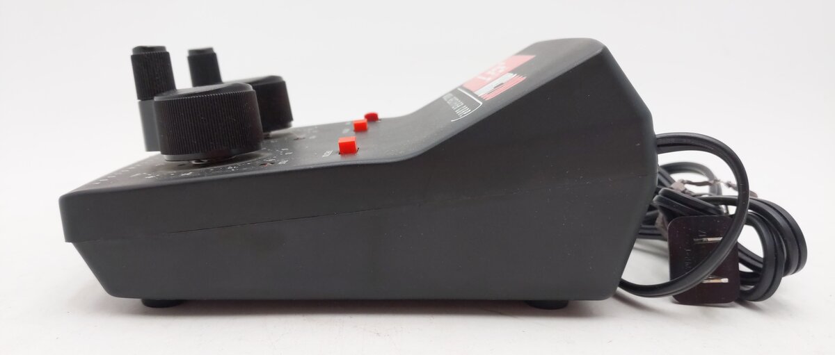 MRC AB116 Tech 4 280 Dual Power 16VA Train Controller EX/Box