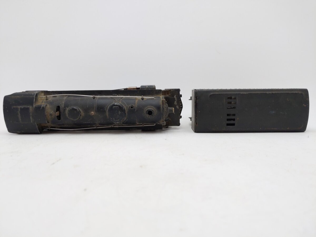 Lionel 1655 Vintage O Lionel Lines 2-4-2 Steam Locomotive with 6654W Tender VG